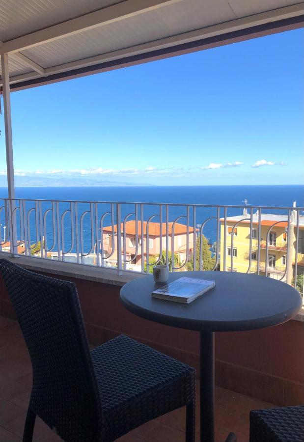 Taonasi Taormina Apartments Exterior photo